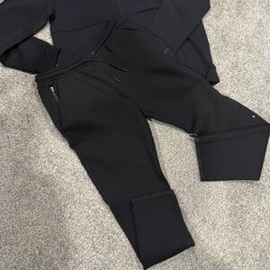 Hugo Boss Sweatpants. Black
Hoodie has been sold.